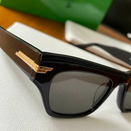 Picture of Bottega Veneta Sunglasses _SKUfw41934118fw